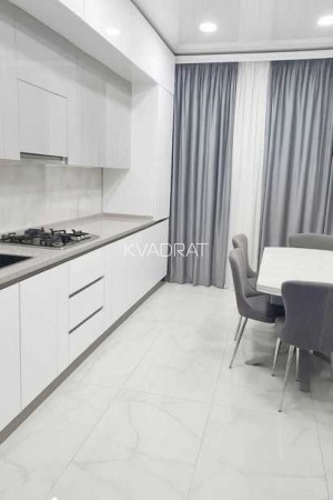 Продаётся, Квартира