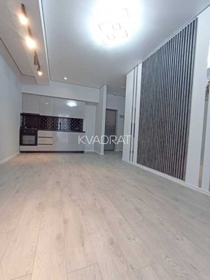 Продаётся, Квартира