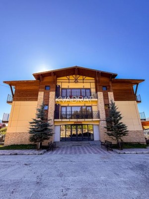 Продаётся, Квартира