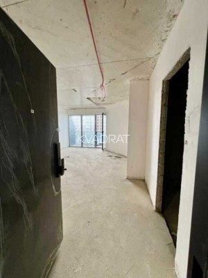 Продаётся, Квартира